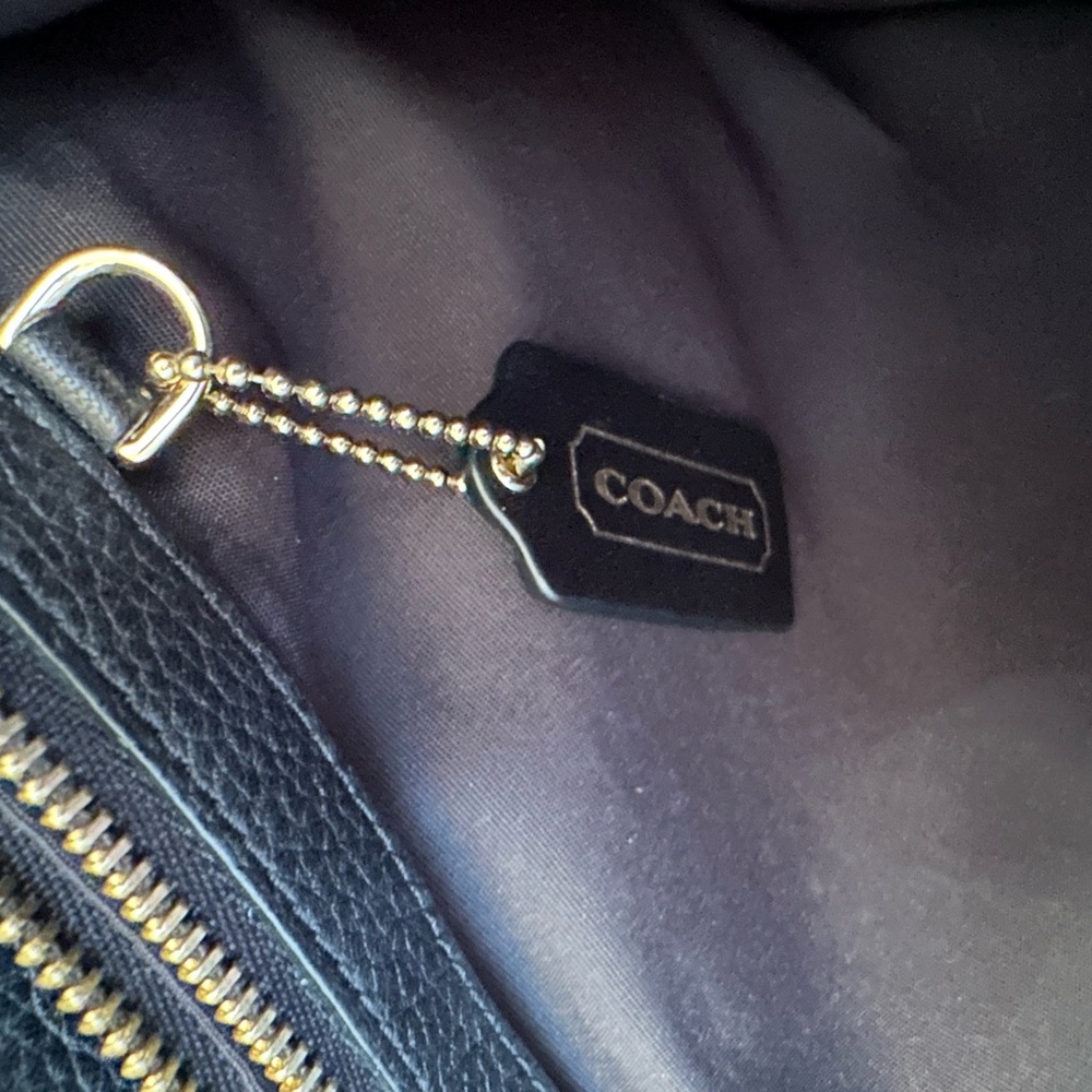 Coach Pebbled Leather Highrise handbag 30473 - Picture 12 of 12